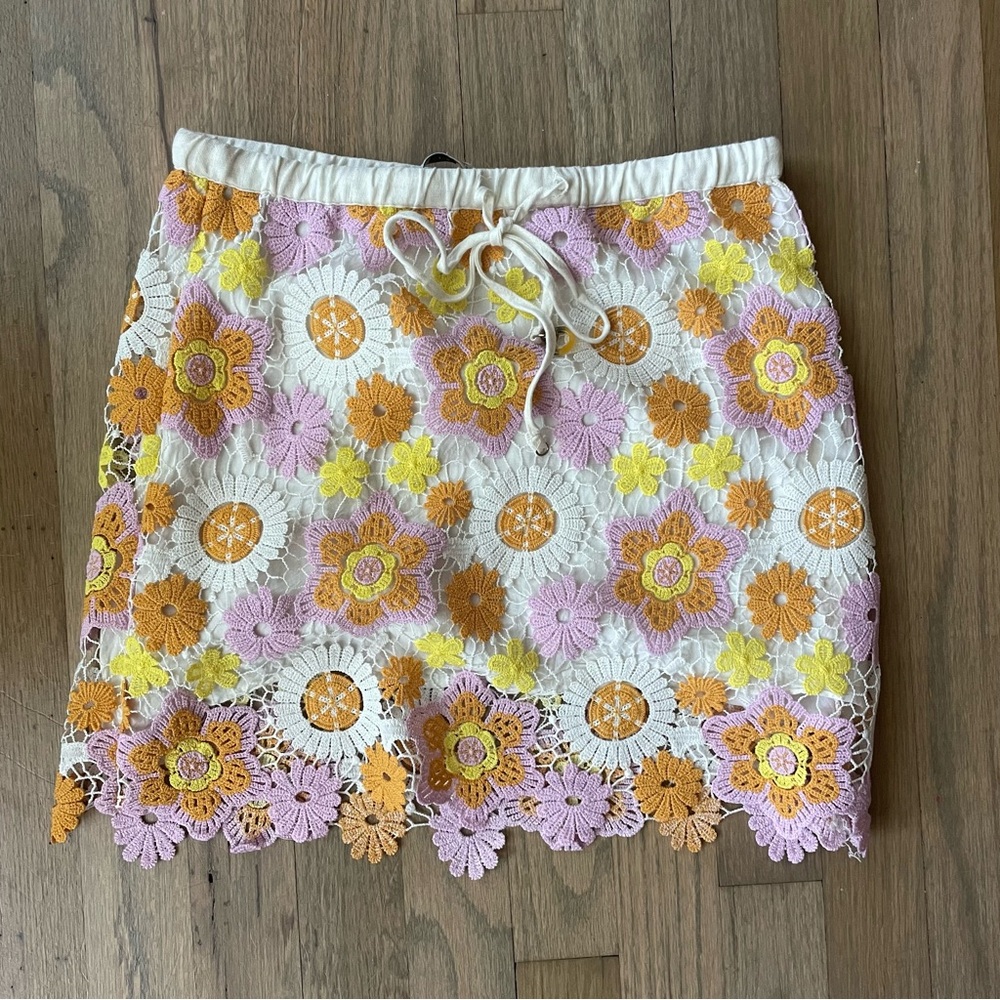 ZARA Crochet Lace Floral Skirt 2731/257 Enid Sinclair Rare Wednesday XS